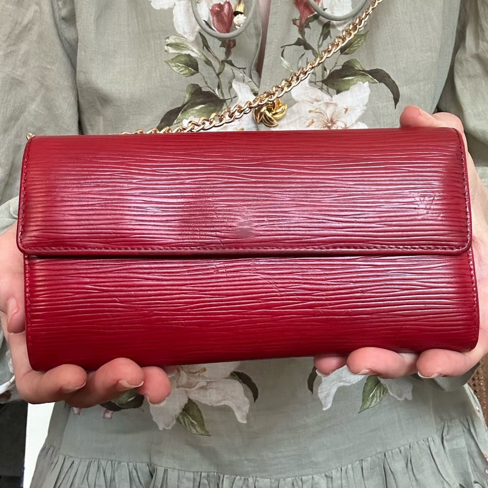Louis Vuitton Sarah Long Wallet – Red Epi Leather | Refurbished & Authentic